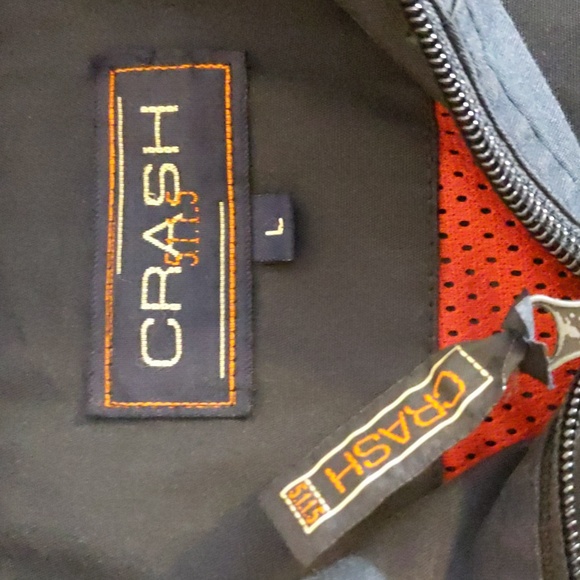 Crash| Blue and Red Long Sleeve Utility Jacket With Removable Sleeves - Picture 13 of 15